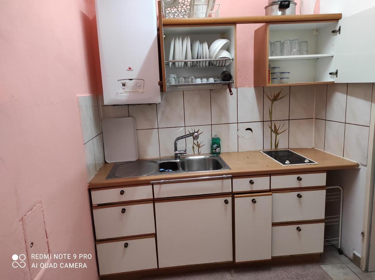 Rose Vienna Malfatigasse Apartment Luaran gambar
